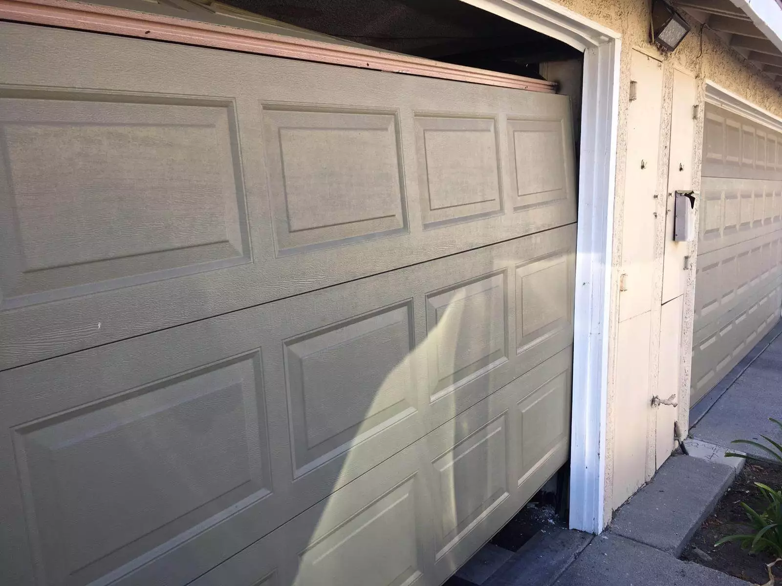 garage-door-repair-Franklin